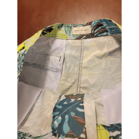 NWT American Eagle Multicolor Tropical Print Board Shorts Men's Size Large - Picture 6 of 15